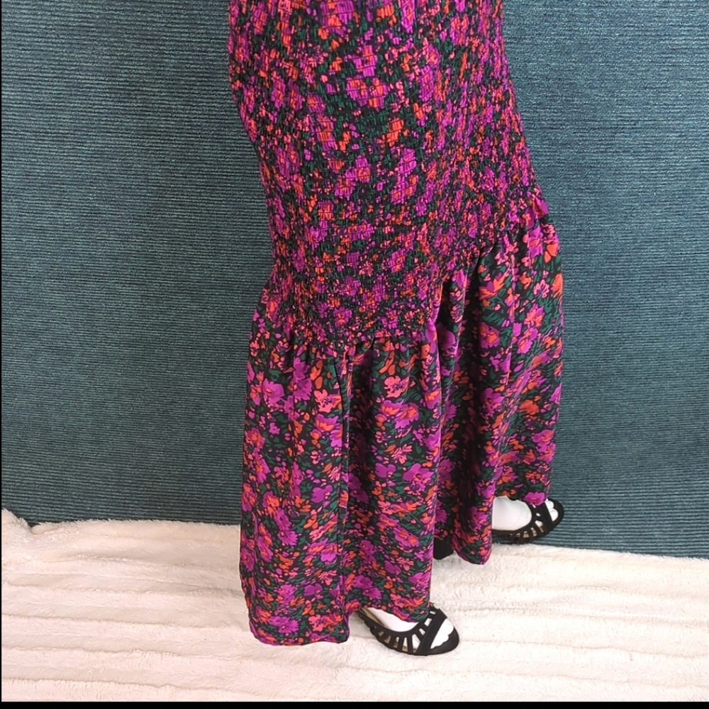 Floral Maxi Dress - Pink and Black - Picture 11 of 16